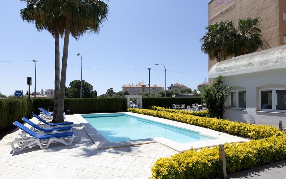 Bulevard Hotel